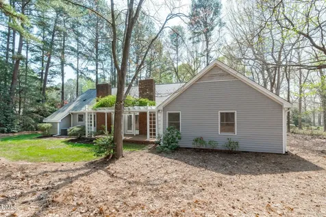 207 Larkwood Lane Cary NC 27518