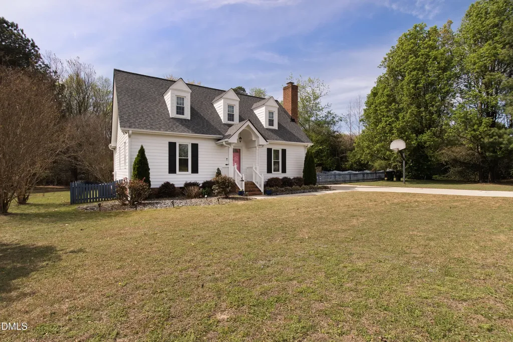 5928 Swales Way Raleigh NC 27603