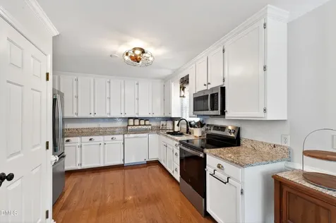 5928 Swales Way Raleigh NC 27603