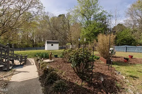 5928 Swales Way Raleigh NC 27603