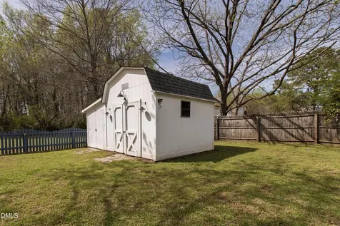 5928 Swales Way Raleigh NC 27603