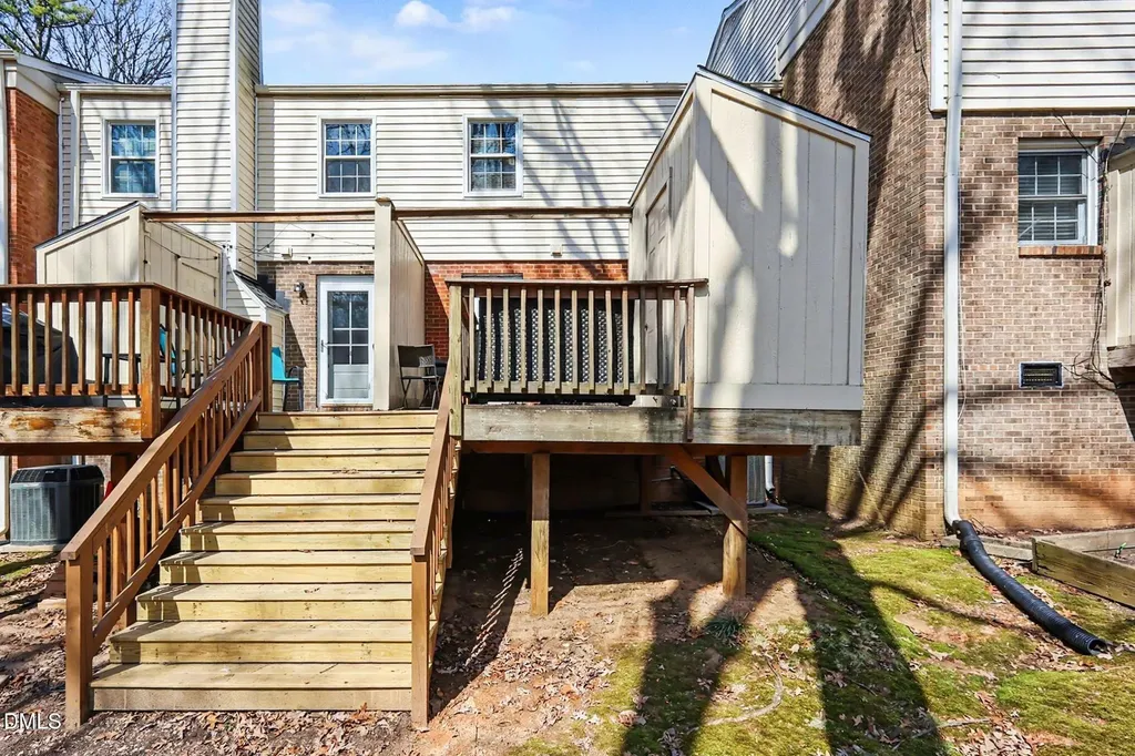 6407 New Market Way Raleigh NC 27615