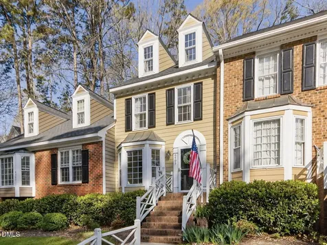 6703 Queen Annes Drive Raleigh NC 27613