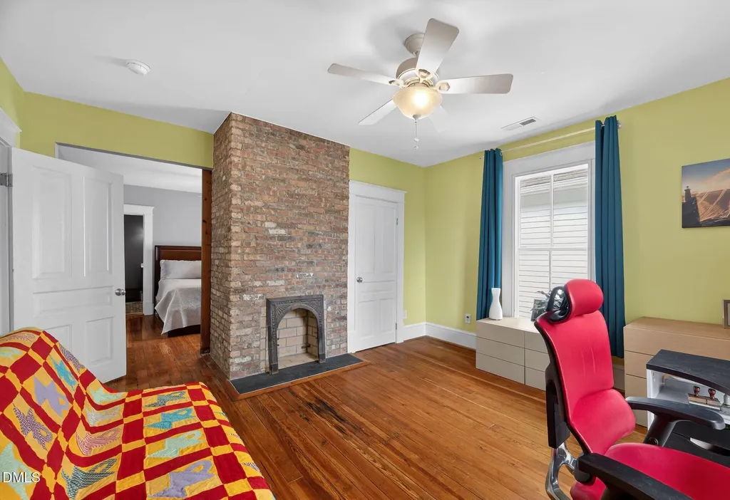 218 Pace Street Raleigh NC 27604