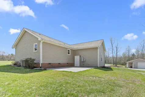 1819 Merritt Trail Burlington NC 27217