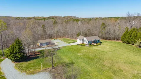 1819 Merritt Trail Burlington NC 27217