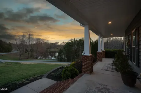 1819 Merritt Trail Burlington NC 27217