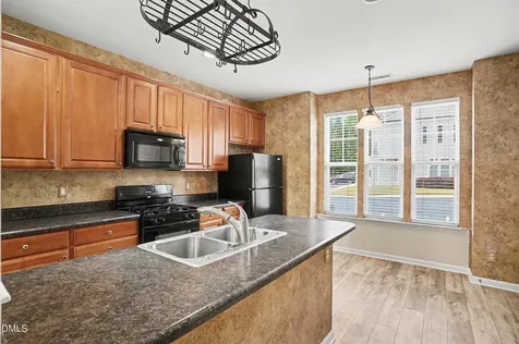 4602 Peyton Hall Way Raleigh NC 27604