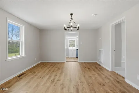 612 N 4th Street Smithfield NC 27577