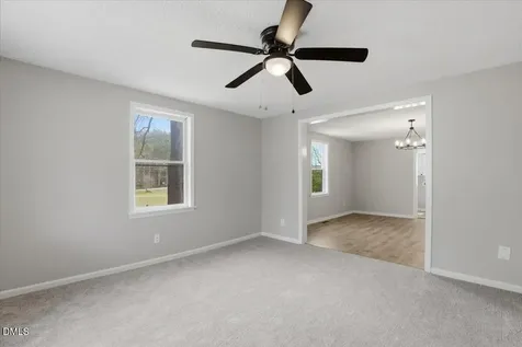 612 N 4th Street Smithfield NC 27577