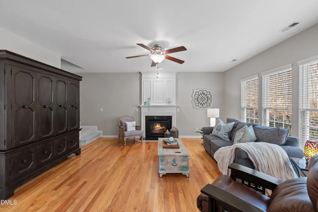 3314 Chrysanthemum Way Raleigh NC 27614