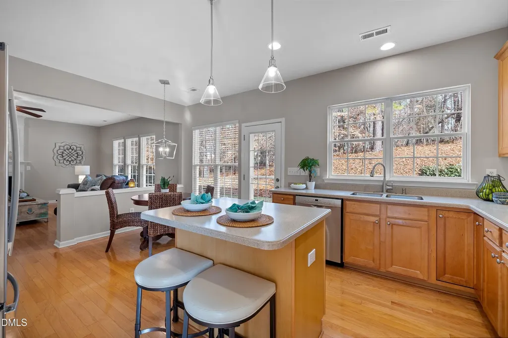 3314 Chrysanthemum Way Raleigh NC 27614