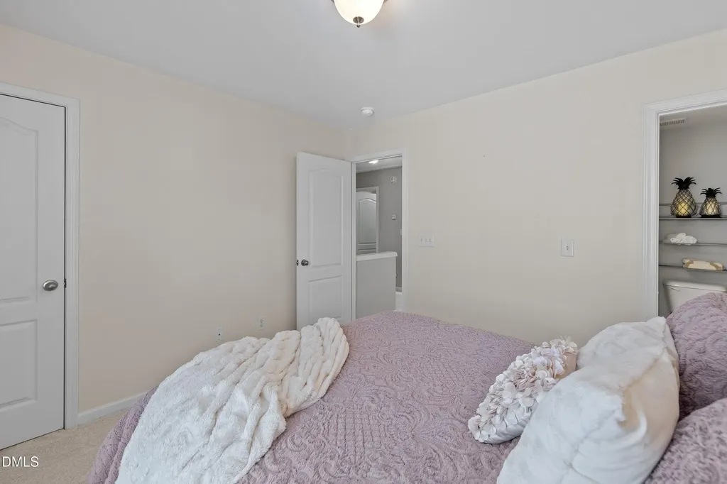 3314 Chrysanthemum Way Raleigh NC 27614