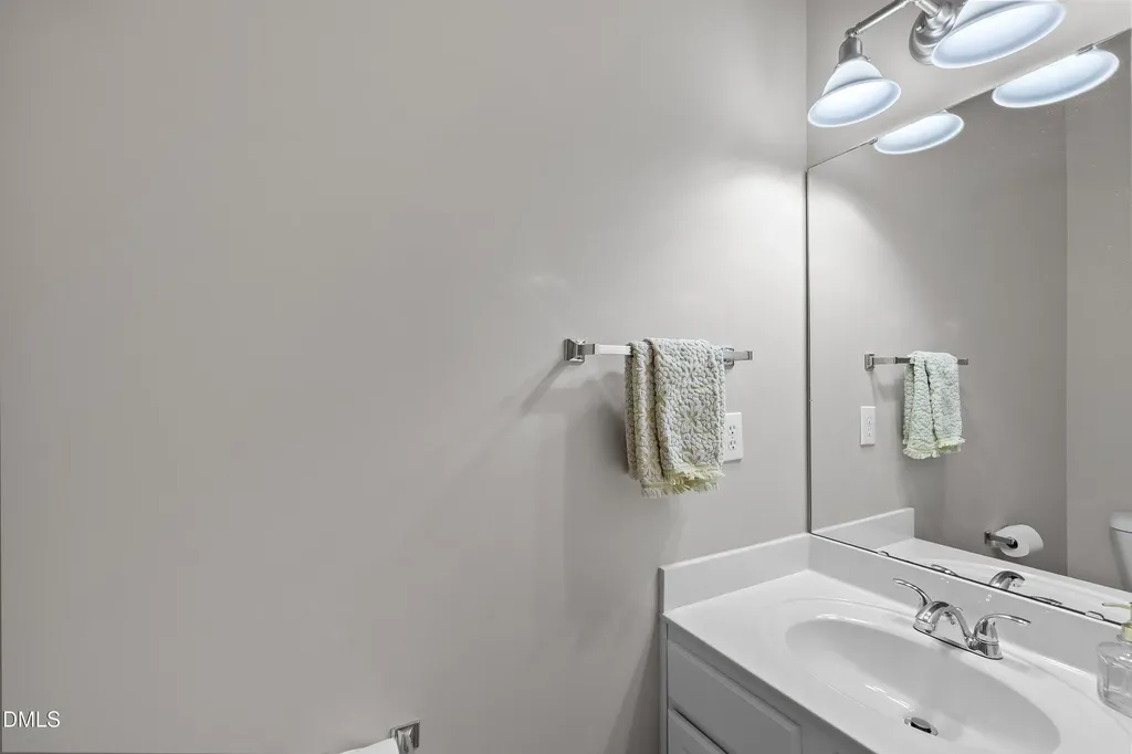 3314 Chrysanthemum Way Raleigh NC 27614