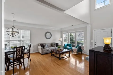 3314 Chrysanthemum Way Raleigh NC 27614