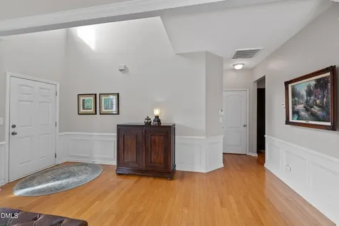 3314 Chrysanthemum Way Raleigh NC 27614