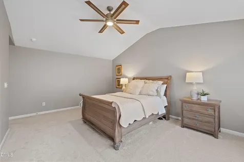 3314 Chrysanthemum Way Raleigh NC 27614