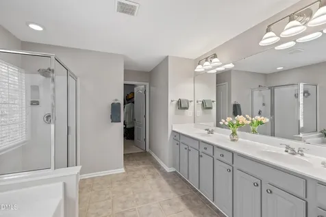 3314 Chrysanthemum Way Raleigh NC 27614