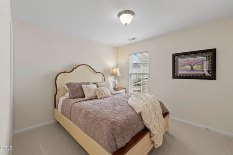 3314 Chrysanthemum Way Raleigh NC 27614