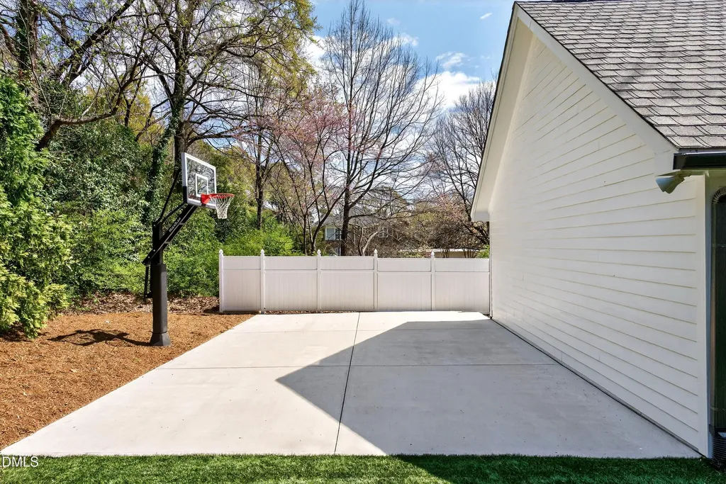 414 Yarmouth Road Raleigh NC 27608