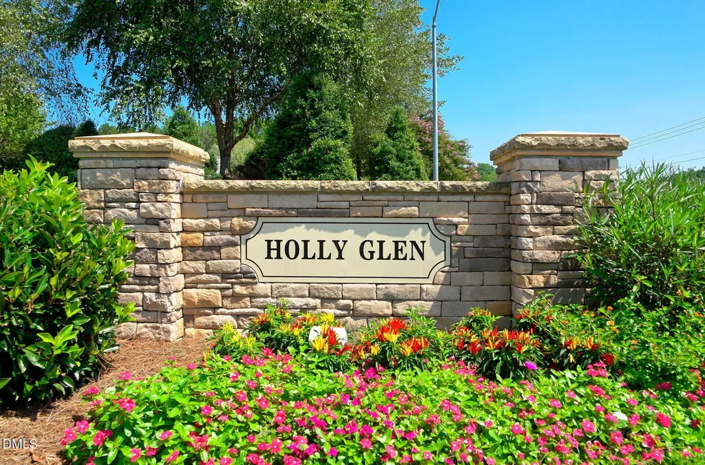 157 Summit Oaks Lane Holly Springs NC 27540