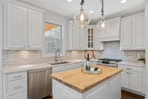 209 Plyersmill Road Cary NC 27519