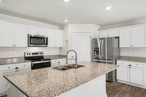 112 Grove Lane Goldsboro NC 27534