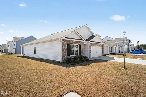 112 Grove Lane Goldsboro NC 27534