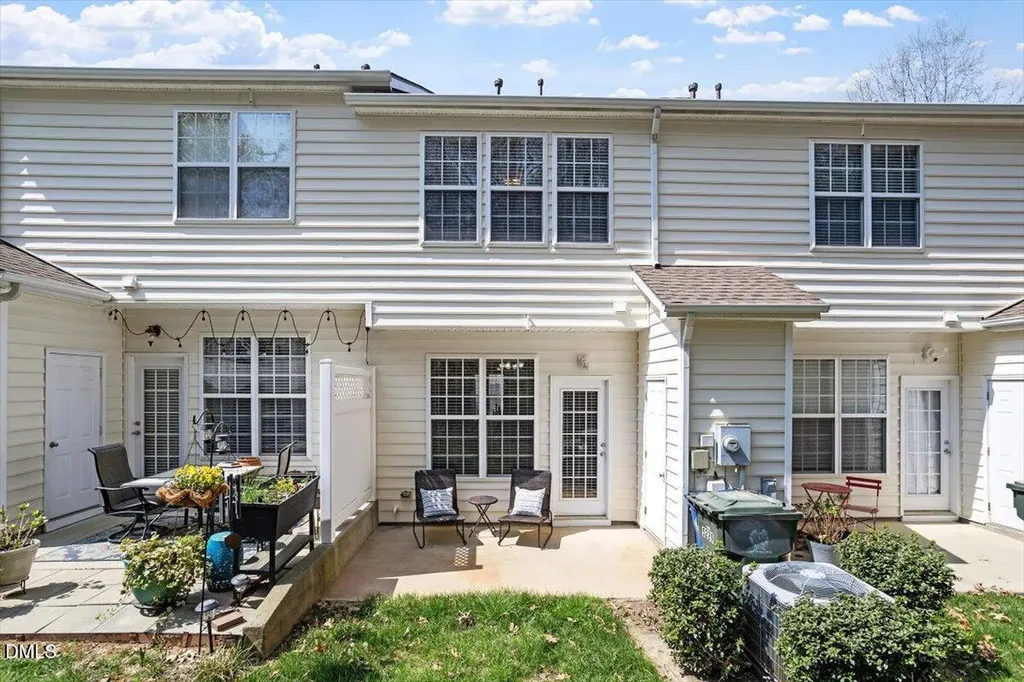 5229 Moonview Court Raleigh NC 27606