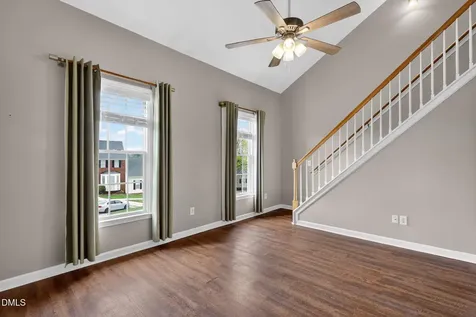 204 Knightsborough Way Apex NC 27502