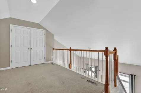 204 Knightsborough Way Apex NC 27502