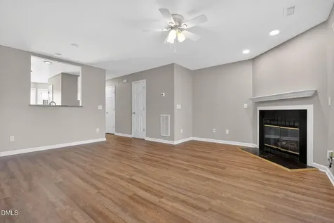 204 Knightsborough Way Apex NC 27502