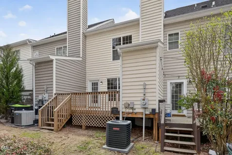 204 Knightsborough Way Apex NC 27502