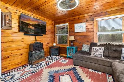 52 Buoy Drive Henderson NC 27537