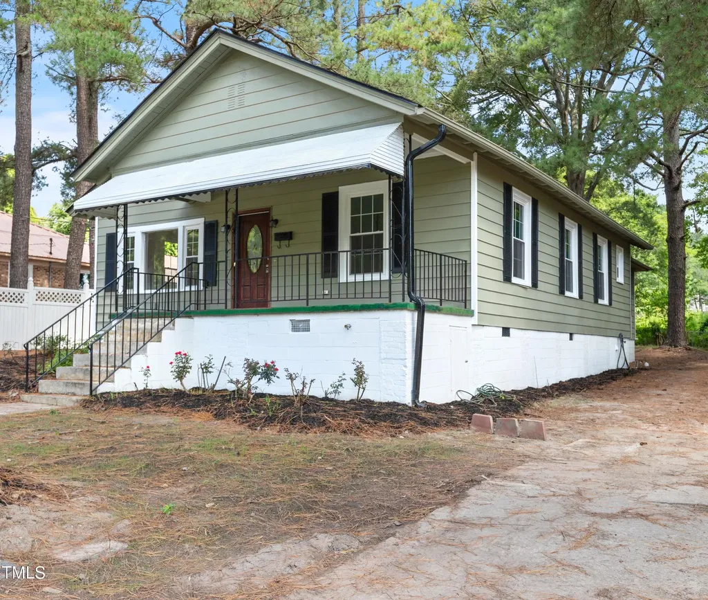 726 W M Street Erwin NC 28339