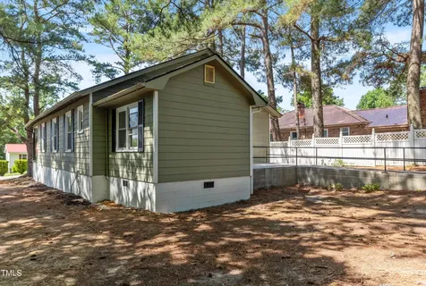 726 W M Street Erwin NC 28339