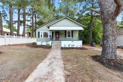 726 W M Street Erwin NC 28339