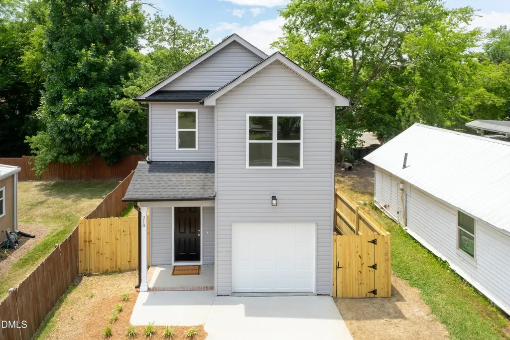 210 Orange Street Oxford NC 27565