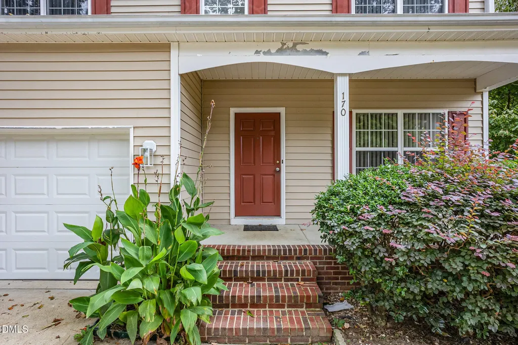 170 River Hills Drive Clayton NC 27527