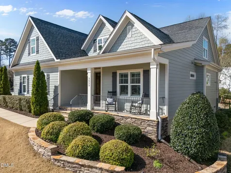 2653 Glade Mill Court Fuquay Varina NC 27526