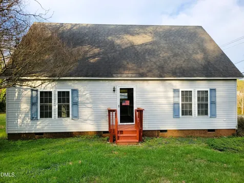 517 N 2nd Avenue Siler City NC 27344