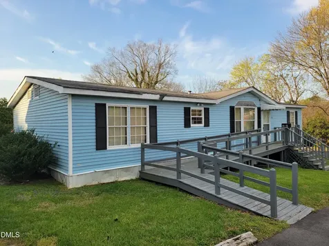 517 N 2nd Avenue Siler City NC 27344