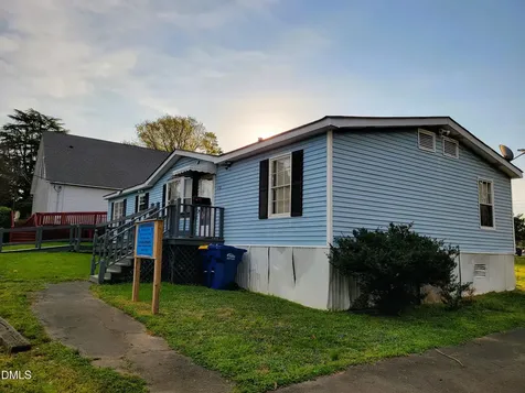 517 N 2nd Avenue Siler City NC 27344
