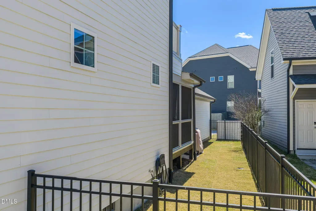 477 Beacon Ridge Boulevard Chapel Hill NC 27516