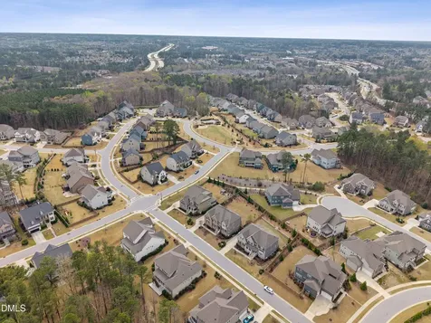 709 Nijinski Way Cary NC 27519