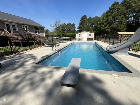 1195 Us 158 Highway Oxford NC 27565