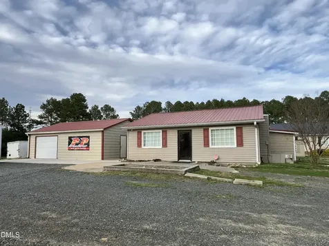 1195 Us 158 Highway Oxford NC 27565
