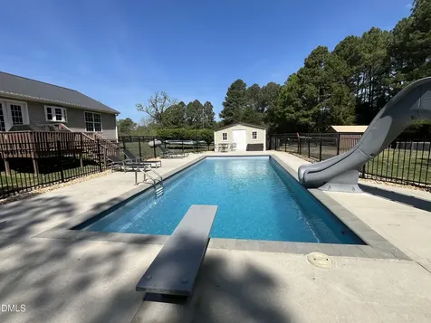 1195 Us 158 Highway Oxford NC 27565