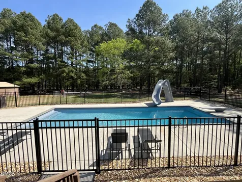 1195 Us 158 Highway Oxford NC 27565