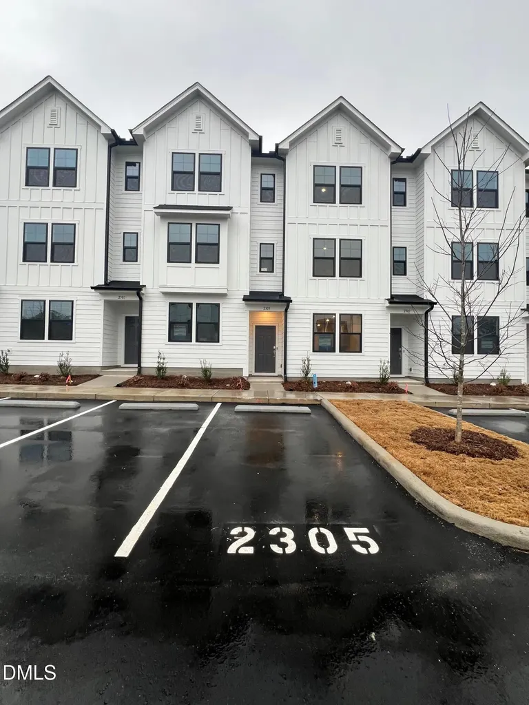 2305 Oakwood Meadows Court Raleigh NC 27604